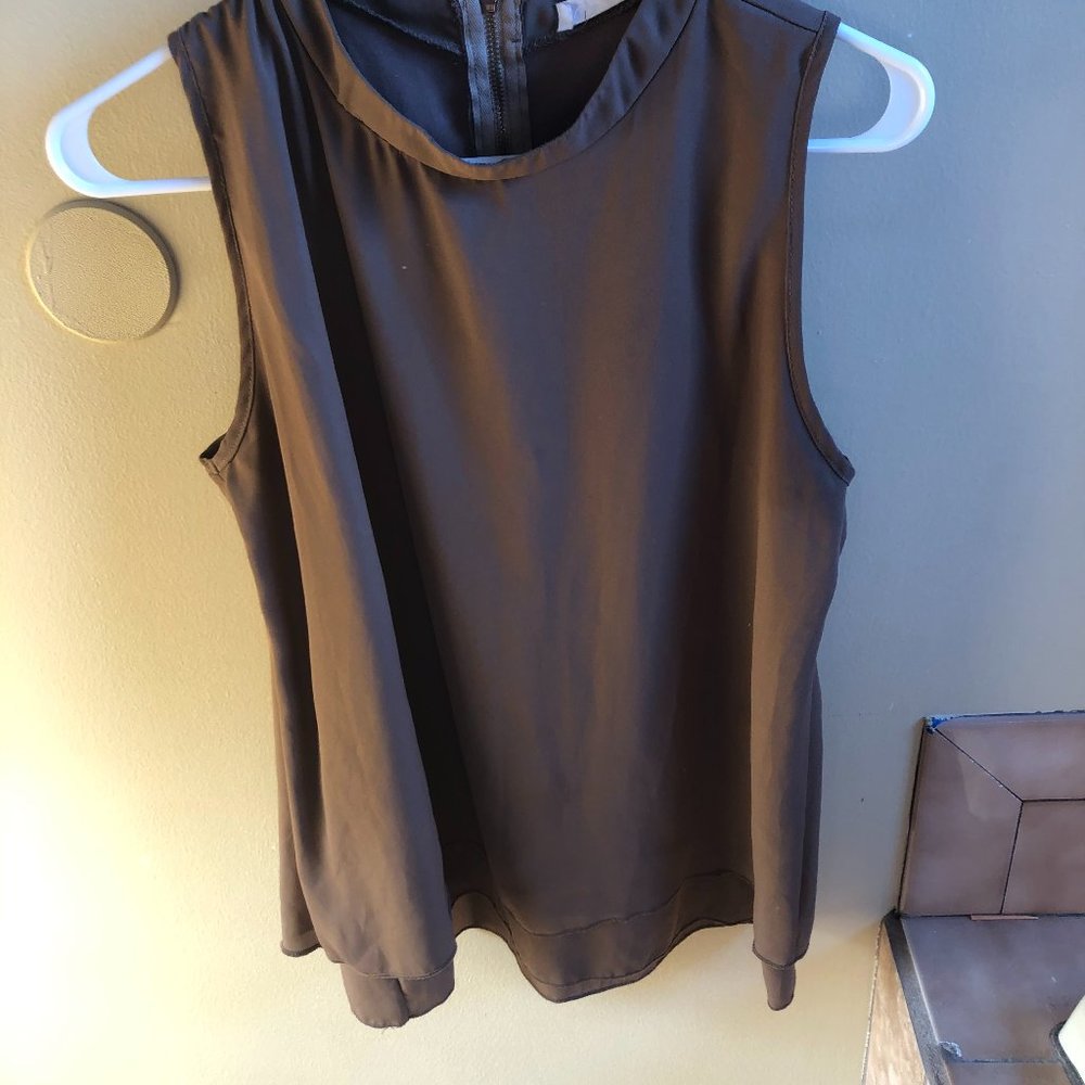 Brown Tank